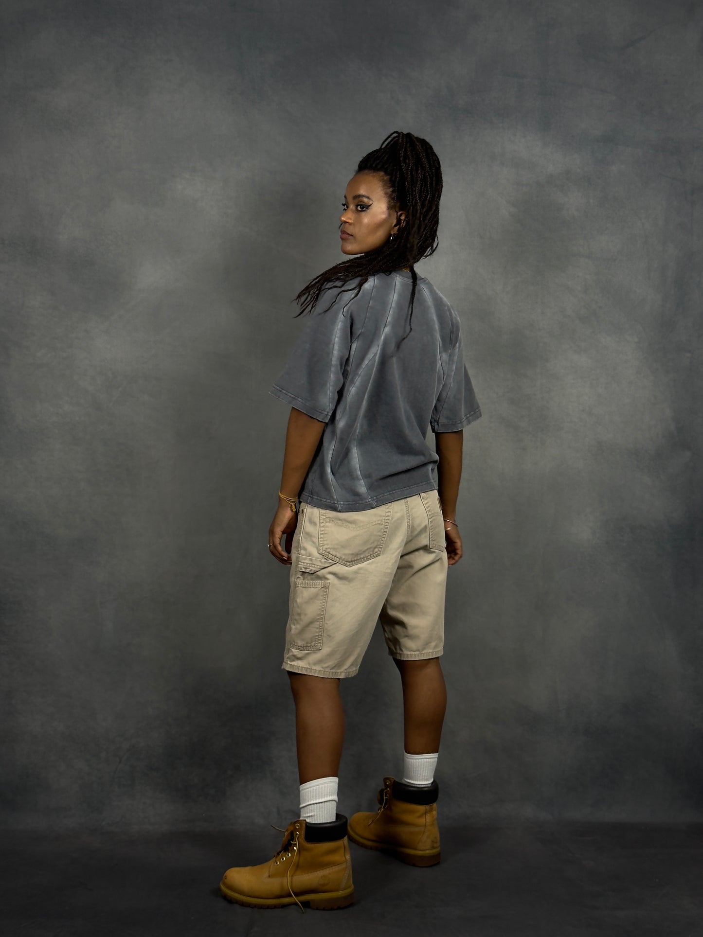 IRON TEE // FOOMO GREY