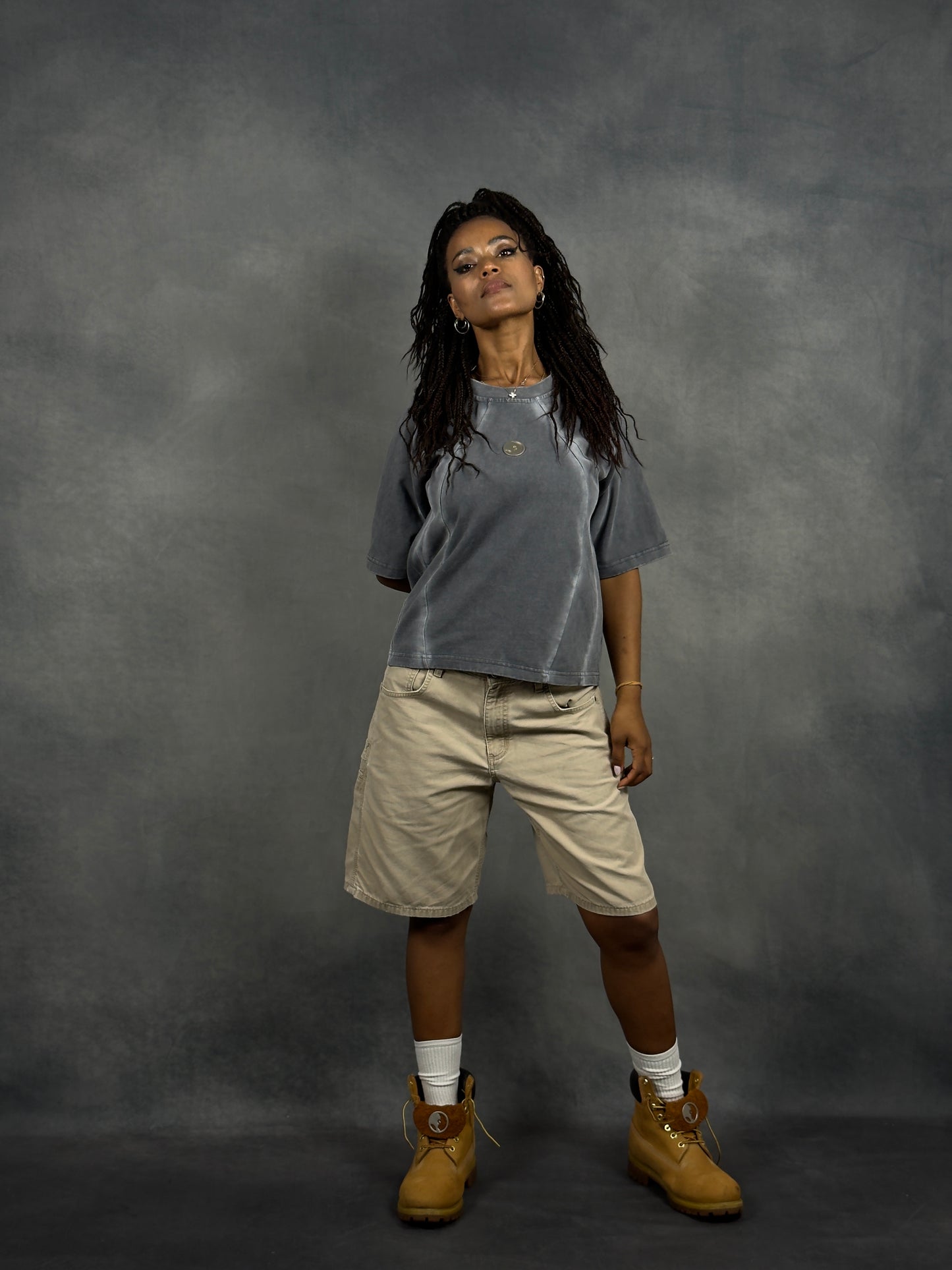 IRON TEE // FOOMO GREY