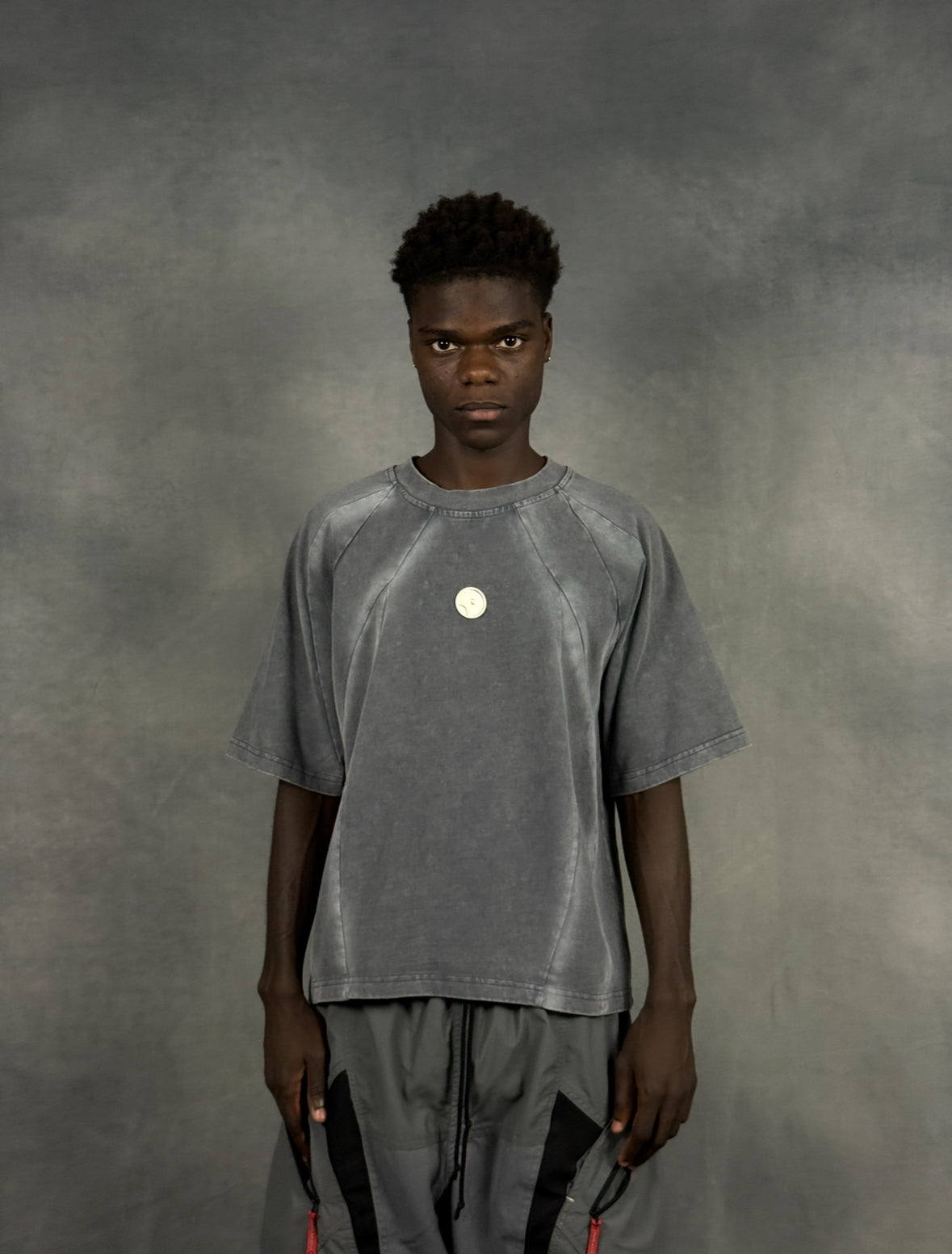 IRON TEE // FOOMO GREY