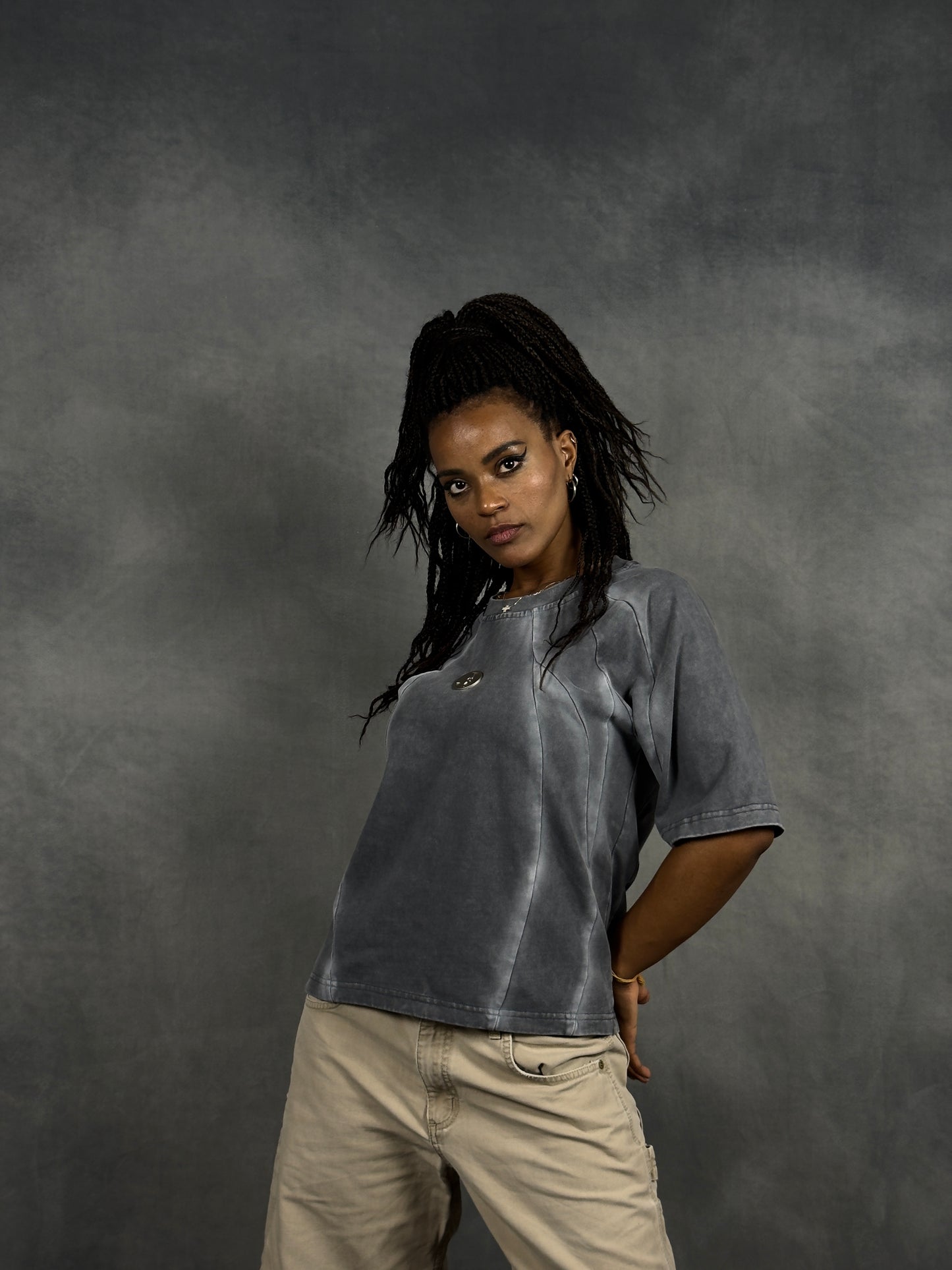 IRON TEE // FOOMO GREY