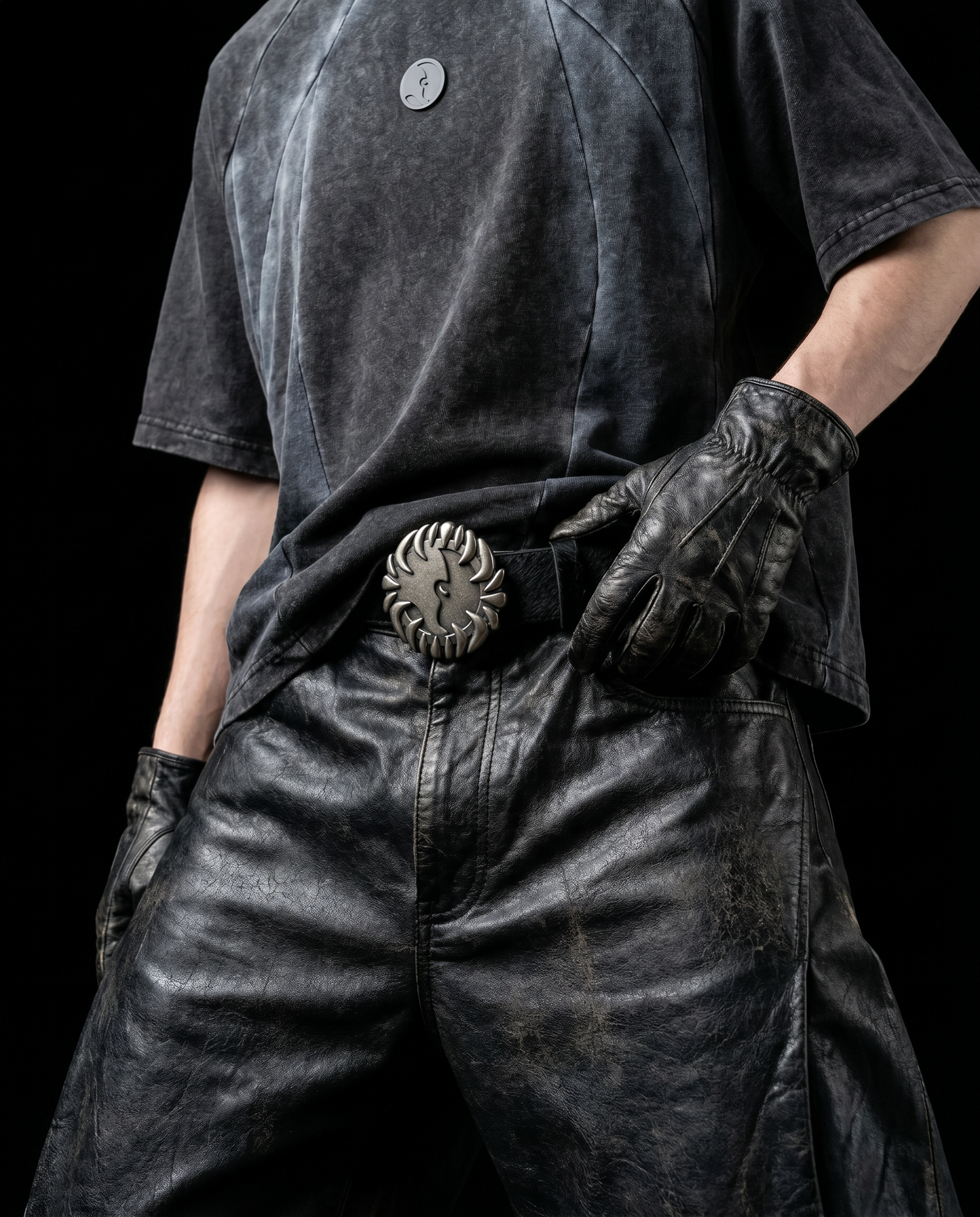 CHROME FANG // BELT