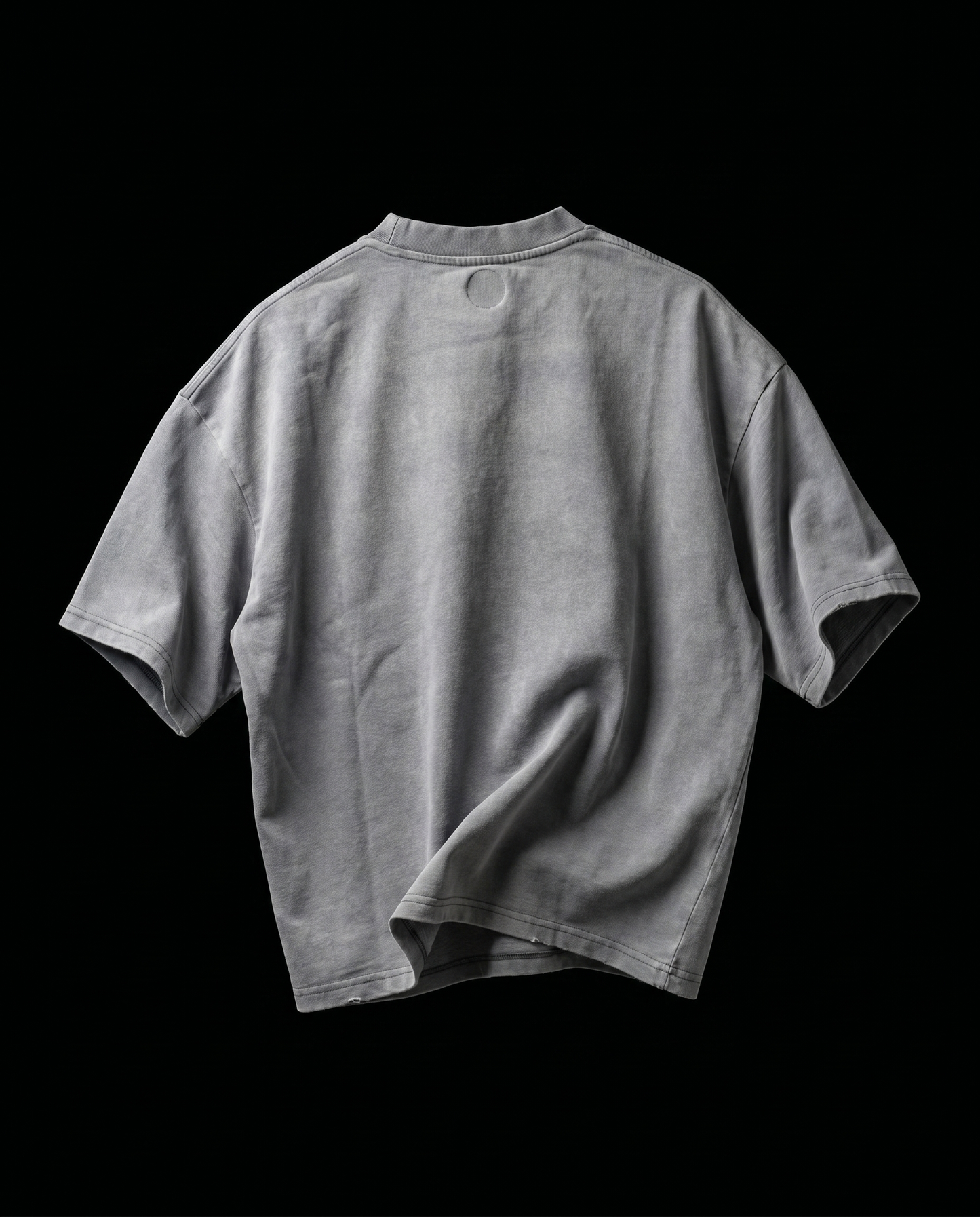 TRACKING TEE // LIGHT GREY