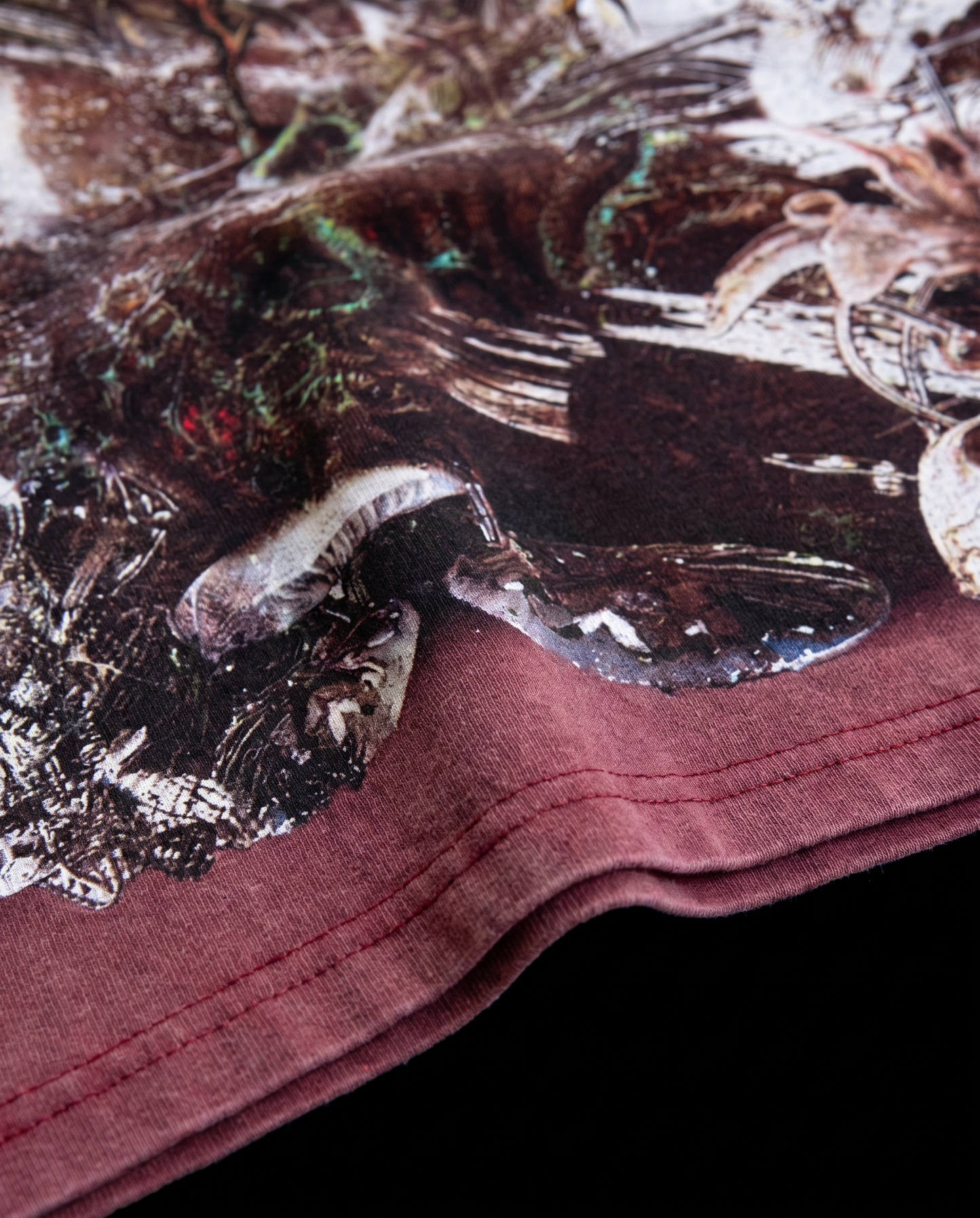 STRUGGLE TEE // FADE BURGUNDY